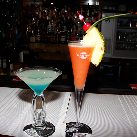 Indulz Dream: Cocktails & Live Music